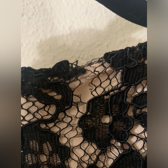 NWT DKNY Lace Ruched 3/4 Sleeve Cocktail Dress Black 4 - Picture 5 of 8